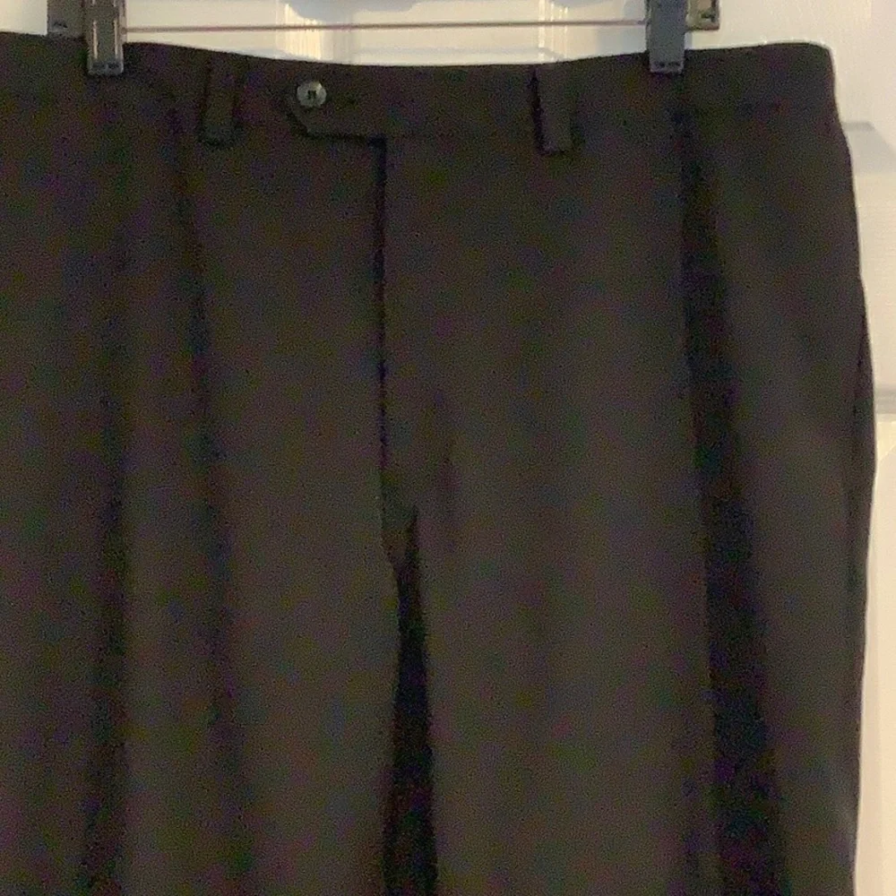 HAGGAR Men’s Black No Iron Flat Front Career Professional Formal Dress Pants 38